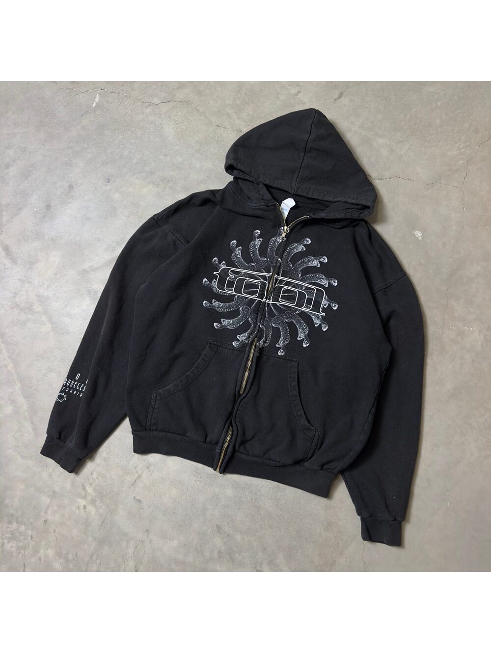 Vintage Y2K Tool Band Graphic Zip Up Hoodie Unisex L